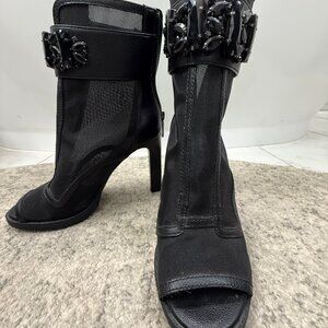 Karl Lagerfeld Women's Paris Blayze 20 Black .Peep Toe Boots size 6.5M